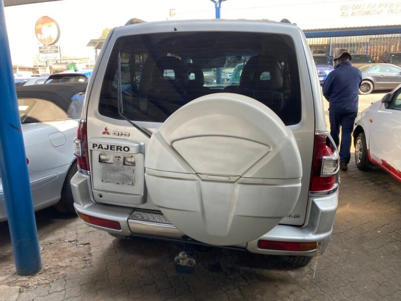 
								2002 MITSUBISHI PAJERO 3200 DI-D full									