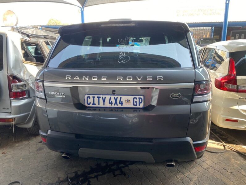 
								2015 LAND ROVER RANGE ROVER SPOR full									