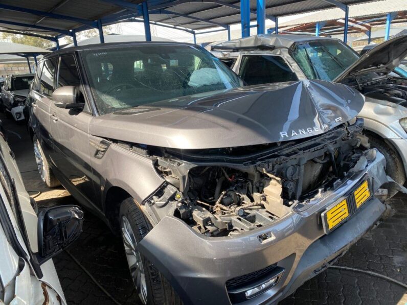 
								2015 LAND ROVER RANGE ROVER SPOR full									