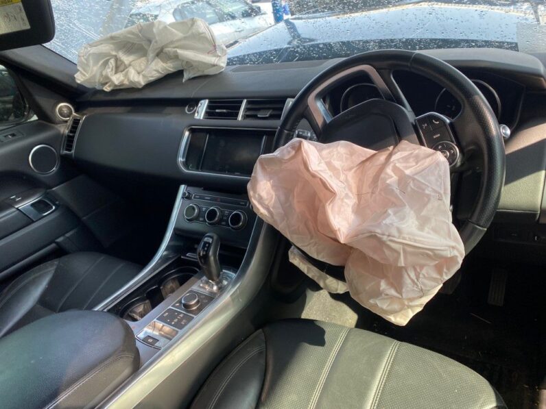 
								2015 LAND ROVER RANGE ROVER SPOR full									