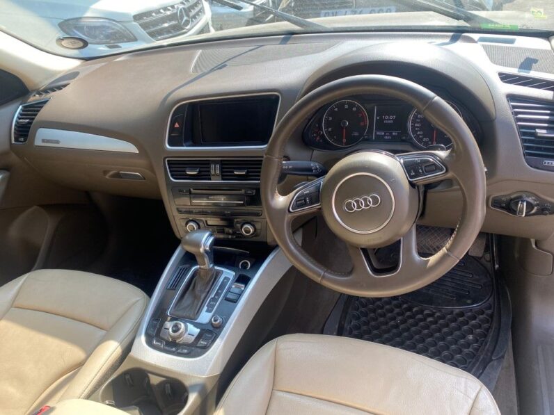 
								2013 AUDI Q5 2.0T full									