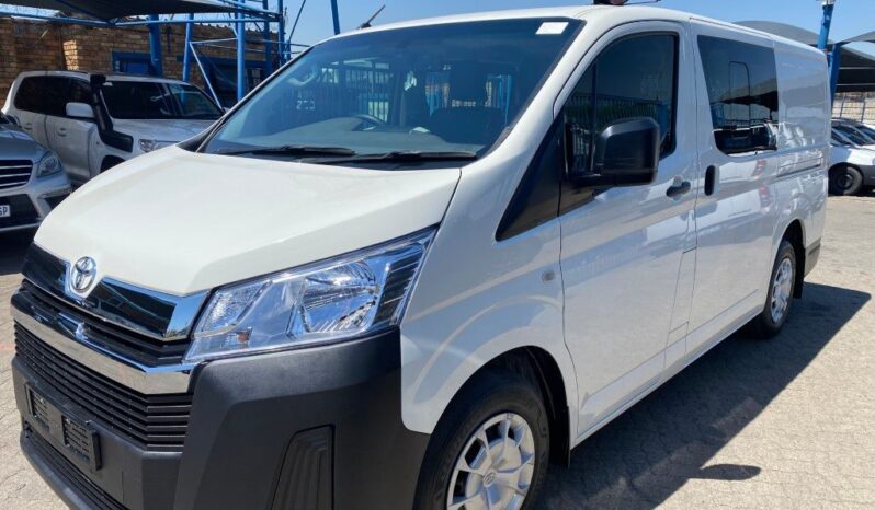 
								2023 TOYOTA QUANTUM 2.8 LWB full									