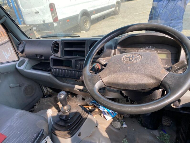 
								2019 TOYOTA DYNA 150 full									