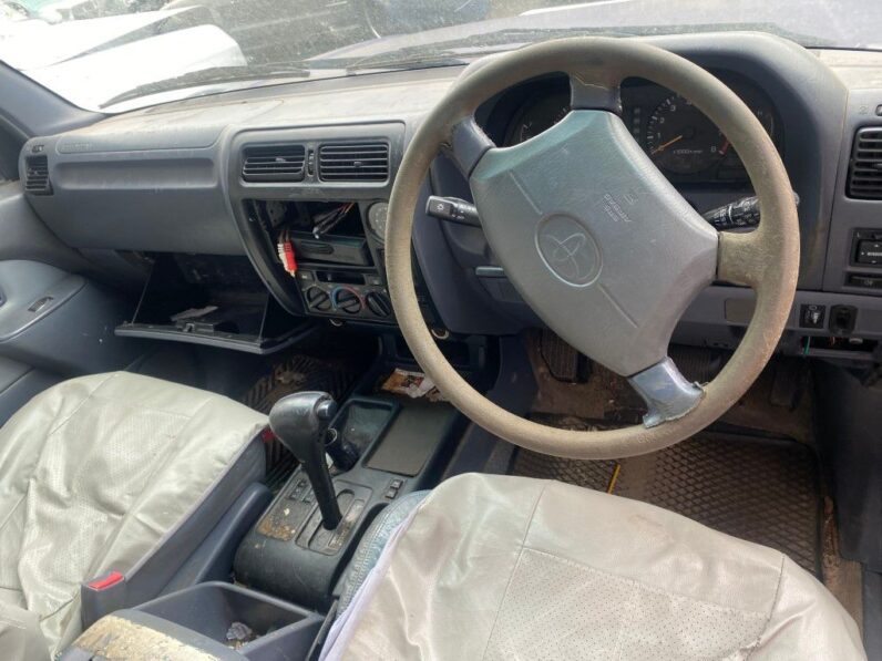 
								1998 TOYOTA LANDCRUISER full									