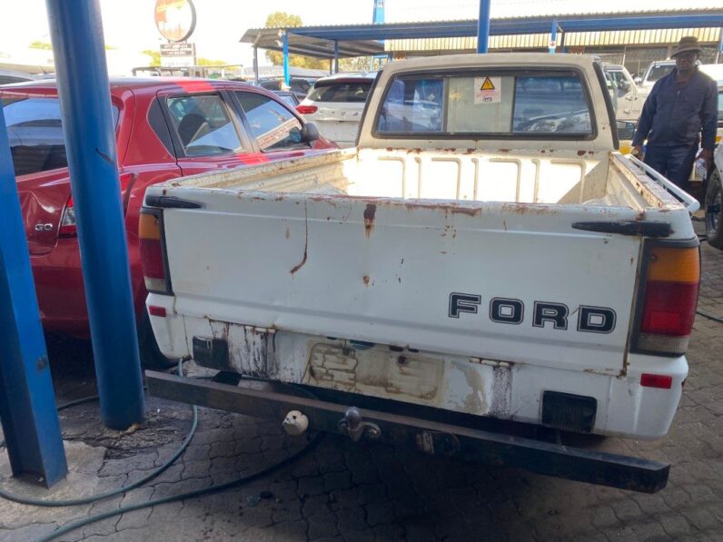 
								1988 FORD COURIER full									