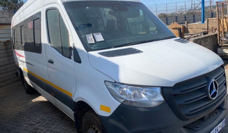 
								2021 MERCEDES BENZ SPRINTER 519 full									