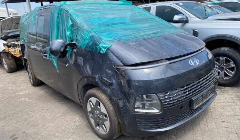 
								2023 HYUNDAI STARIA 9 SEATER full									