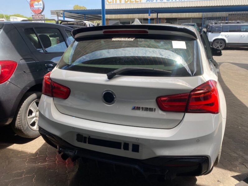 
								2016 BMW M135i 5DR A/T (F20) full									