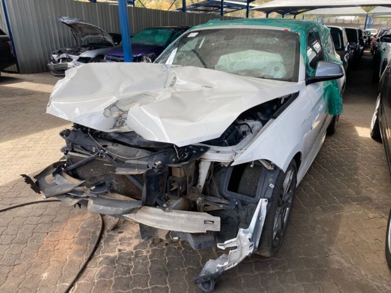 
								2016 BMW M135i 5DR A/T (F20) full									