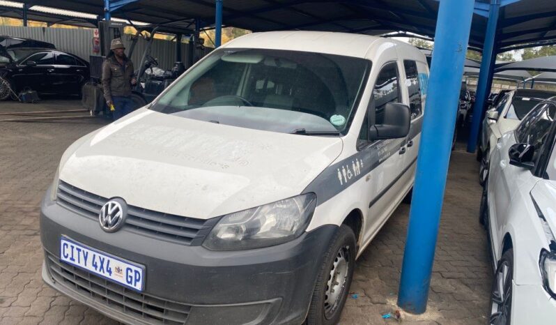 
								2011 VW CADDY 2.0 TDi full									