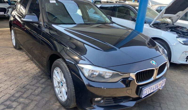 
								2015 BMW 320i full									