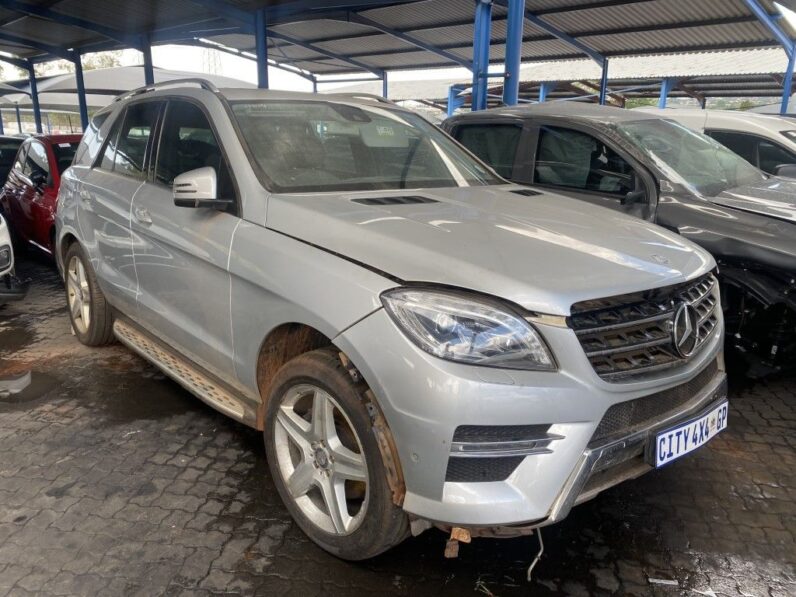 
								2015 MERCEDES BENZ ML350 BLUETEC full									