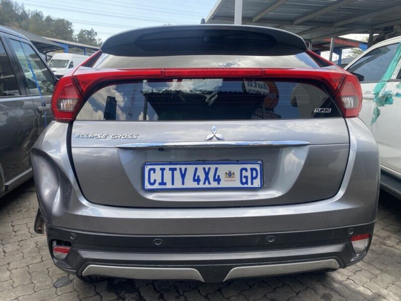 
								2021 MITSUBISHI ECLIPSE CROSS full									