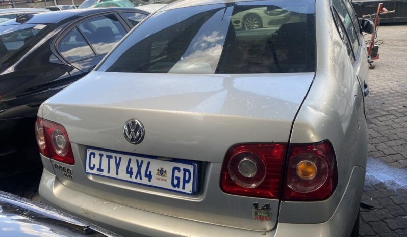 
								2010 VW POLO VIVO full									