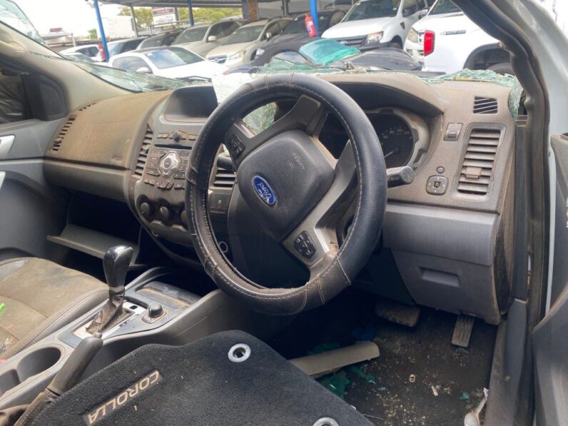 
								2013 FORD RANGER 3.2 TDCI full									