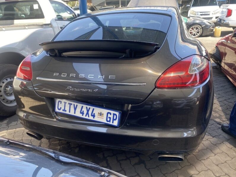 
								2011 PORSCHE PANAMERA 4 PDC full									