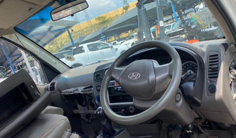 
								2020 HYUNDAI H100 2.6 D F/C full									