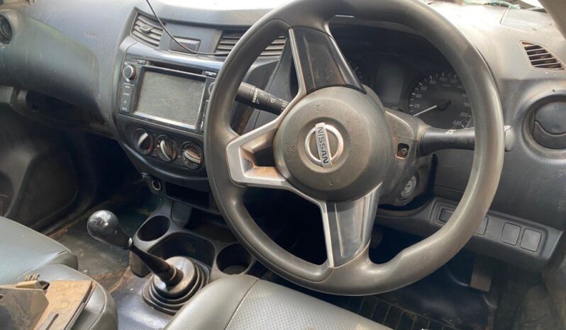 
								2021 NISSAN NAVARA 2.5 DE XE full									