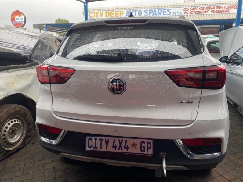 
								2025 MG ZS 1.5 DELUX full									