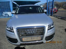 2012 AUDI Q5 TFSi SE