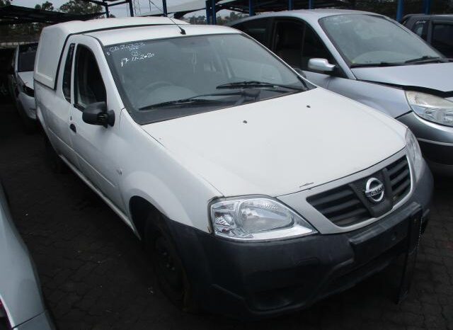 
								2015 NISSAN NP200 1.6 P/U S/C full									