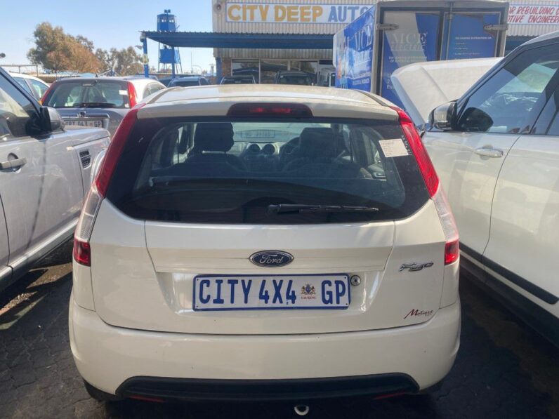 
								2015 FORD FIGO 1.4 full									