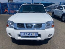 2018 NISSAN NP300 2.4i