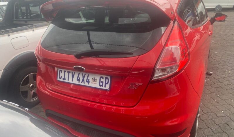 
								2014 FORD FIESTA full									