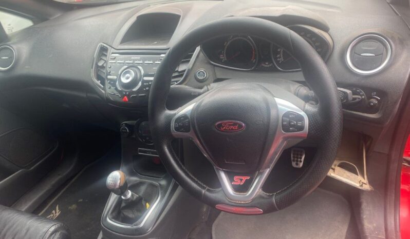 
								2014 FORD FIESTA full									