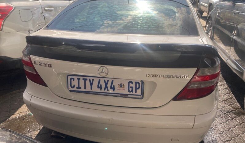
								2005 MERCEDES BENZ C230 V6 full									