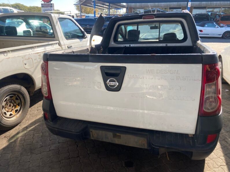 
								2013 NISSAN NP200 1.6 full									