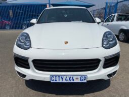 2015 PORSCHE CAYENNE