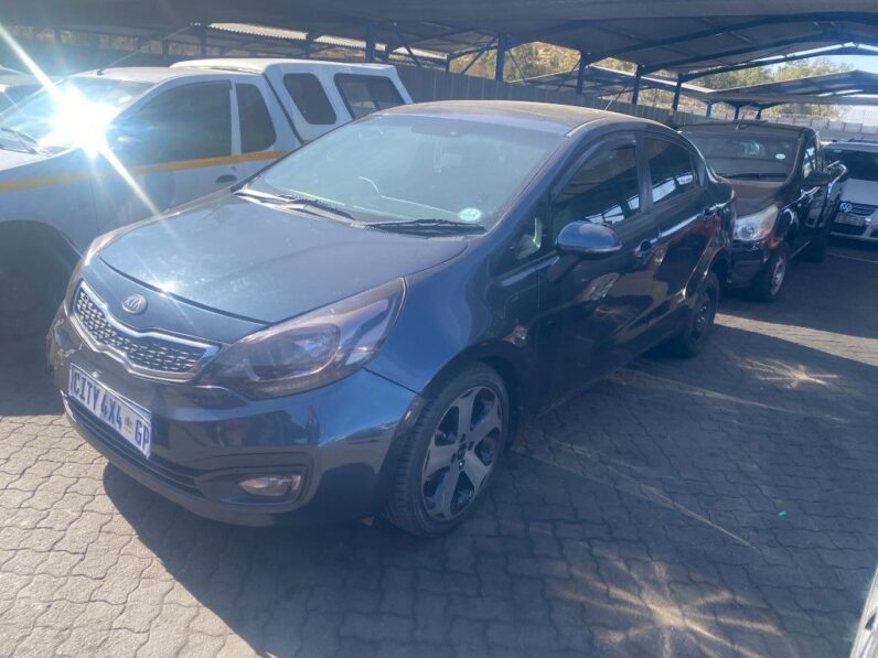 
								2013 KIA RIO full									