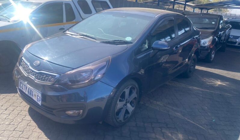 
								2013 KIA RIO full									