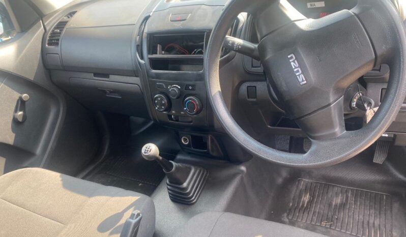 
								2024 ISUZU DMAX 250C full									