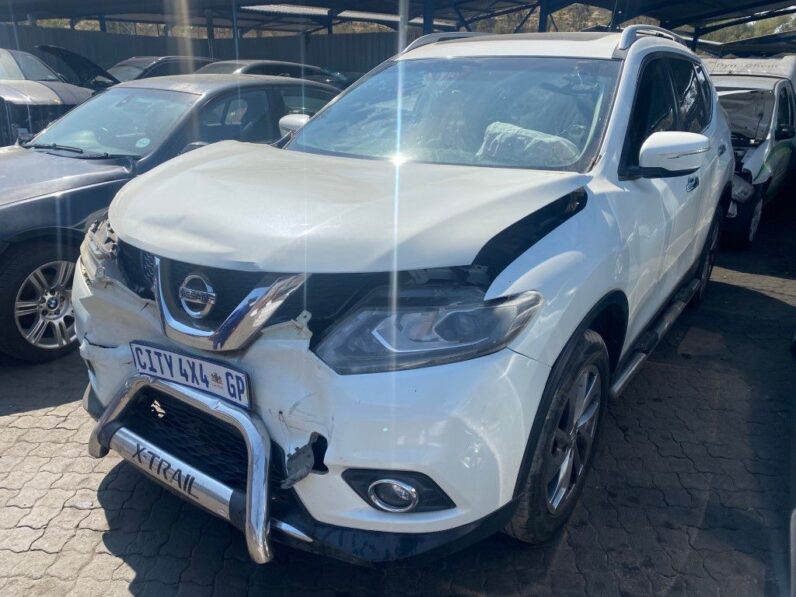 
								2015 NISSAN X TRAIL full									