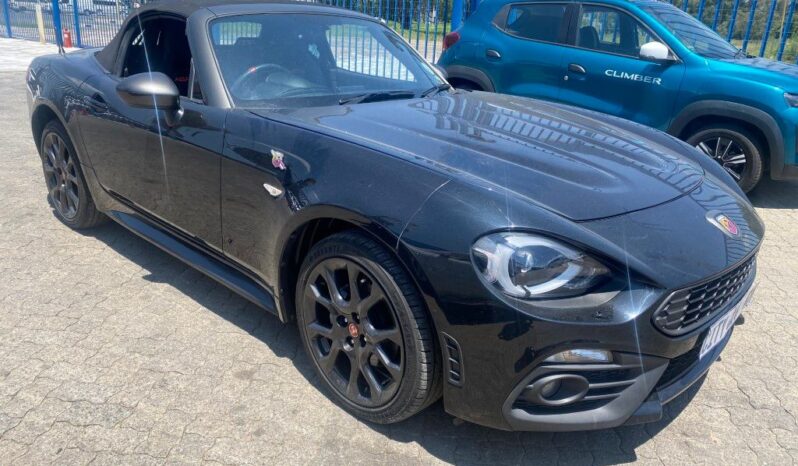 
								2020 FIAT 124 SPIDER full									