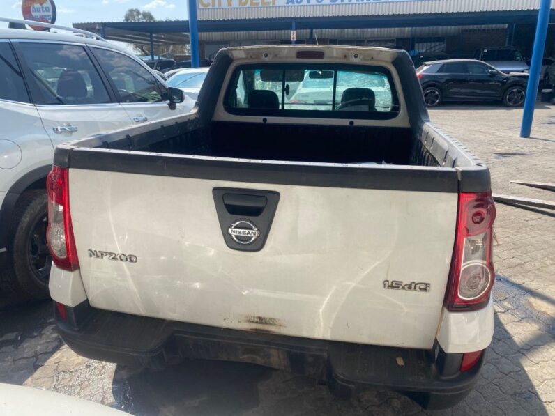 
								2020 NISSAN NP200 1.5 DCI full									