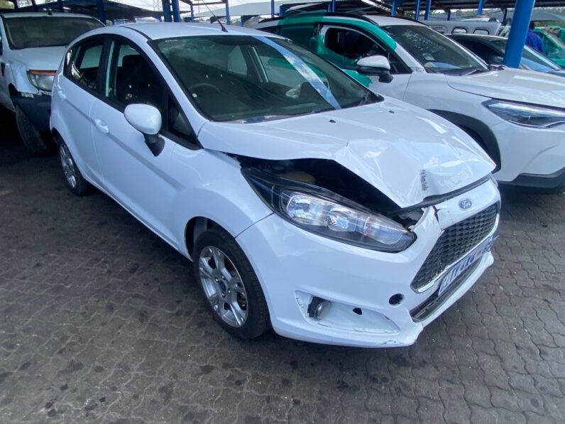 
								2017 FORD FIESTA 1.0 full									