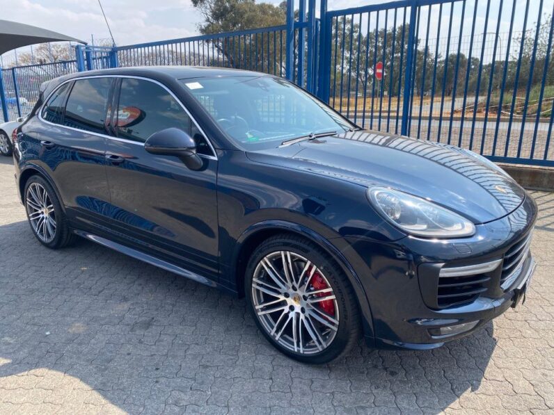 
								2016 PORSCHE CAYENNE GTS full									