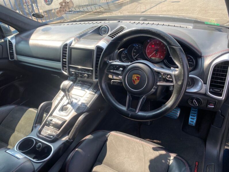 
								2016 PORSCHE CAYENNE GTS full									