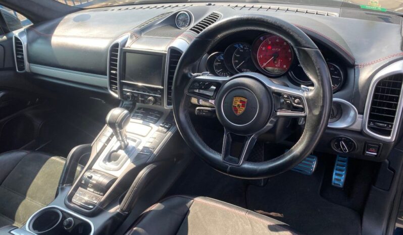 
								2016 PORSCHE CAYENNE GTS full									