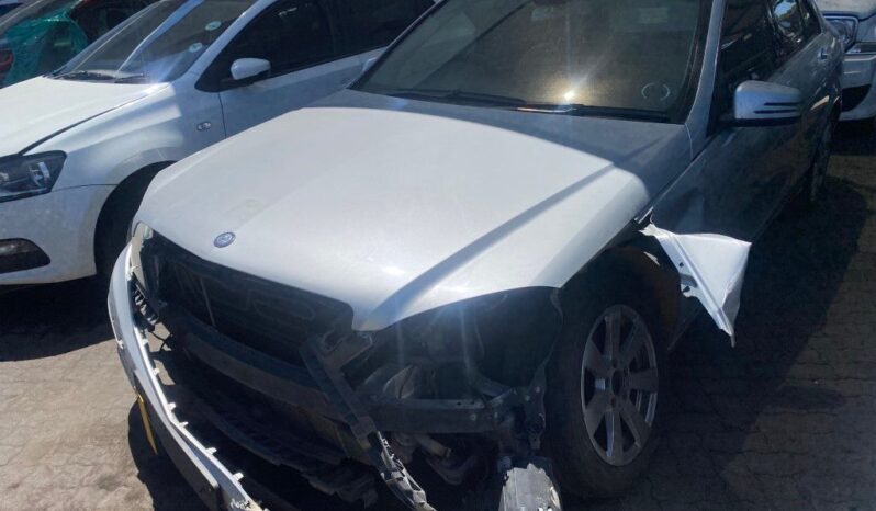 
								2011 MERCEDES BENZ C180 CGI BE full									