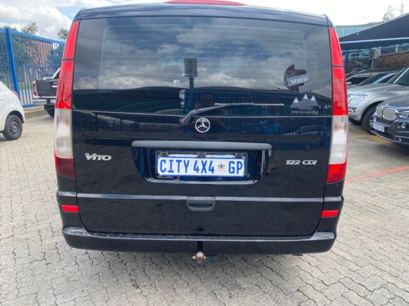 
								2011 MERCEDES BENZ VITO full									