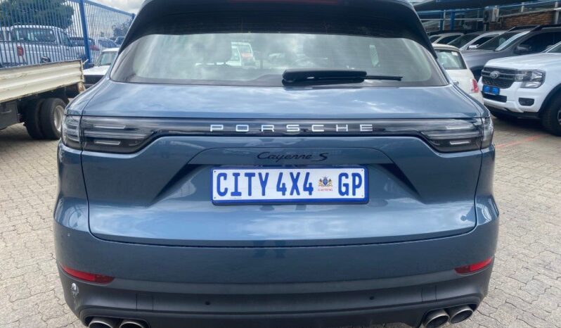 
								2019 PORSCHE CAYENNE S full									