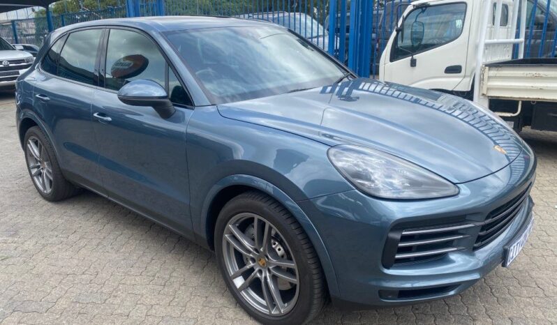
								2019 PORSCHE CAYENNE S full									