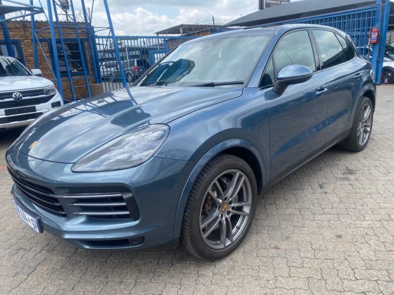 
								2019 PORSCHE CAYENNE S full									