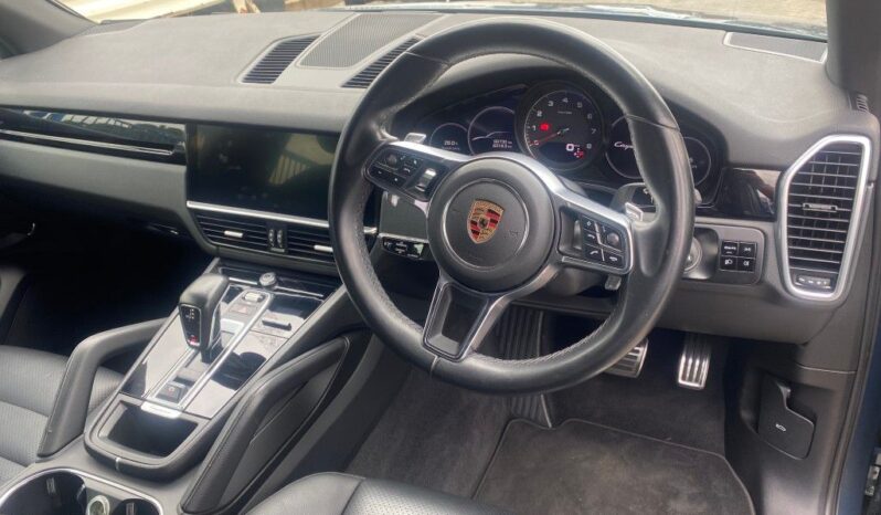 
								2019 PORSCHE CAYENNE S full									