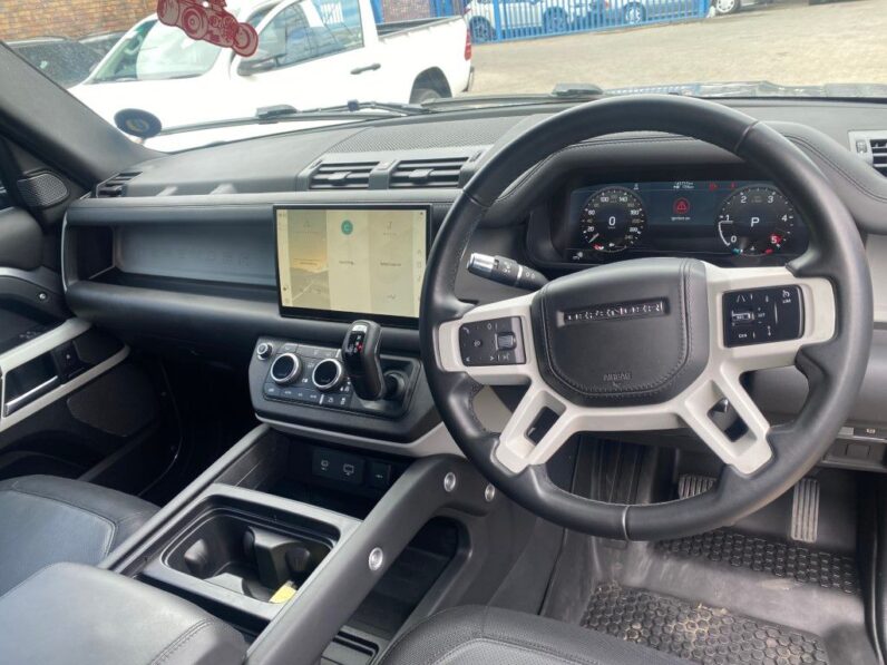 
								2022 LAND ROVER DEFENDER full									