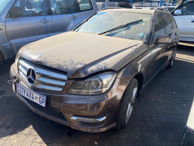
								2012 MERCEDES BENZ C200 CDi full									